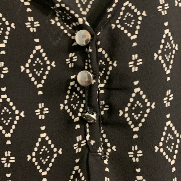 Printed Tunic Top - Picture 8 of 8